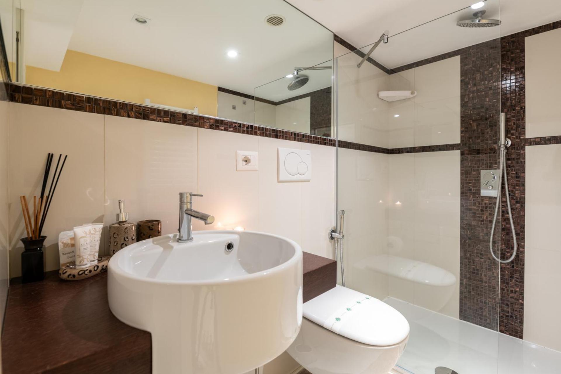 Riccardo Luxury Apartment Бари Экстерьер фото