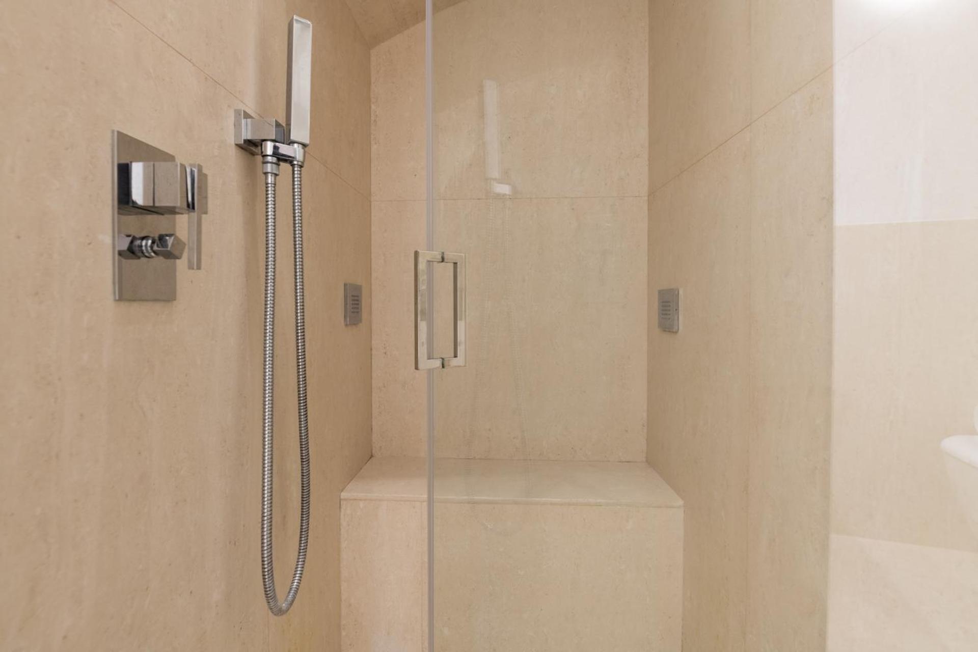Riccardo Luxury Apartment Бари Экстерьер фото